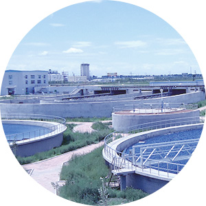 环境服务，可以使用石墨烯膜、黑金膜以及陶瓷膜进行环境服务。